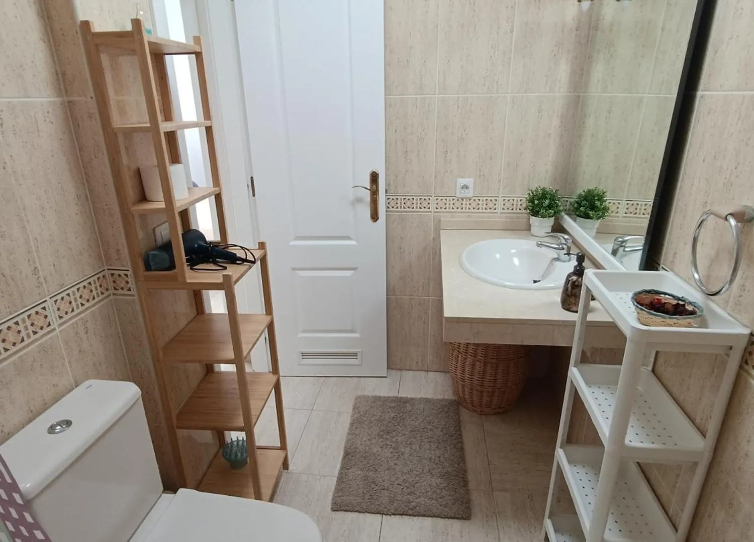 Apartamento Arcoiris كالاو سالفاجي 0*,