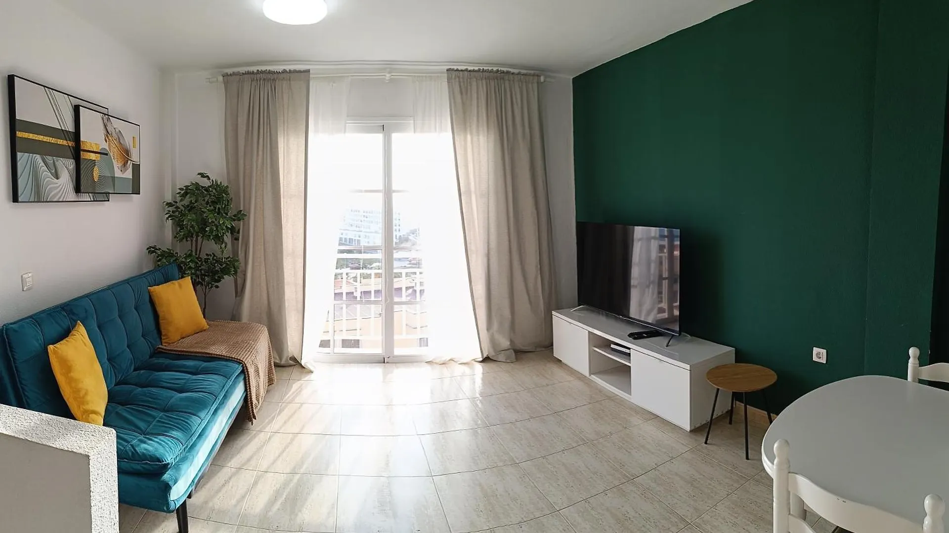 Apartamento Arcoiris Callao Salvaje 0*,